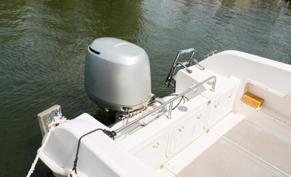 Buitenboordmotor kiezen en touwklemmen aanschaffen